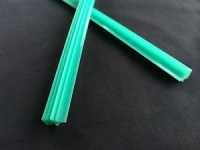 К-т резинок стёклоочистителя (силикон) зелёная 61см в блистере