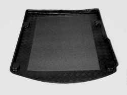 PVC trunk mat with anti-slip insert for Audi A6 C6 (2004-2011) ― AUTOERA.LV