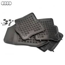Rubber floor mat set Audi Q7 (2015-2023) with edges  ― AUTOERA.LV