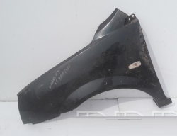 Priekšējais spārns KIA Carens (2003-2006), kreis.puse ― AUTOERA.LV