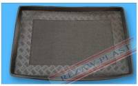 PVC trunk mat with anti-slip insert for Skoda Yeti (2009-2017)