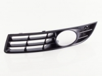 Front bumper grill with holes for fog lamps VW Passat B6 (2005-2010), left side 