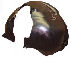 Priekš.spārna sargs VW Touareg (2002-2006), lab.pusē ― AUTOERA.LV