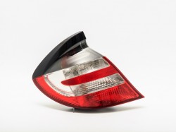 Aizmugures lukturis Mercedes-Benz C-class W203 (2004-2007), kreis. ― AUTOERA.LV