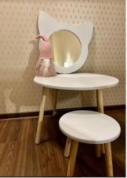 Koka Bērnu Galds ar Krēslu un Spoguli (piekarams atsevišķi virs galda) ― AUTOERA.LV