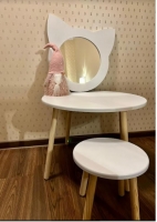 Koka Bērnu Galds ar Krēslu un Spoguli (piekarams atsevišķi virs galda)