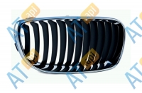 Решётка радиатора  BMW 1-серия E87 (2004-2007), прав.